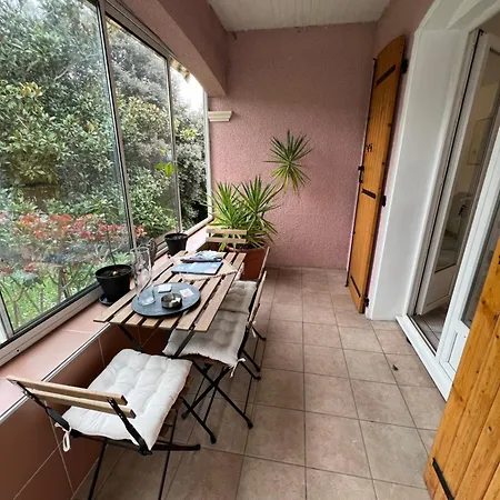 Grand Studio Avec Veranda Et Parking Auch Buitenkant foto